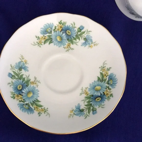 Vintage Queen Anne Blue Flowers Teacup and Saucer - Picture 5 of 6